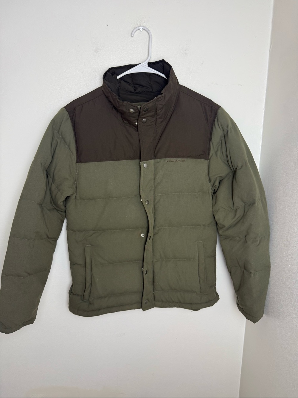Patagonia Bivy Olive Green Two-Tone Down Coat Small